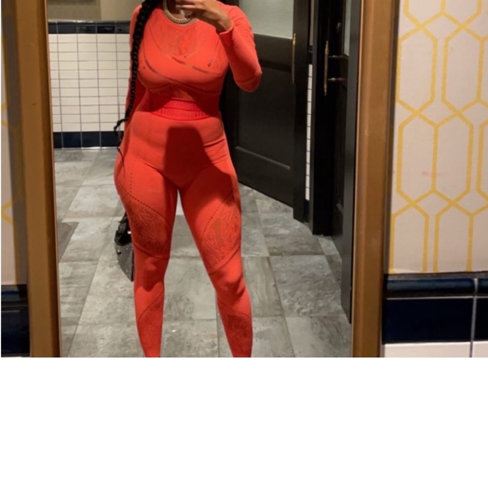 Red Long Sleeve Wolford Crop Top and Leggings Set